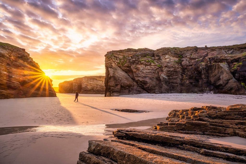 Playa Catedrales